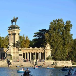 img/Monumento-a-Alfonso-XII-1.jpg